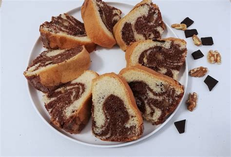 hotová dvojfarebná bábovka