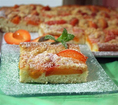 Čerstvé marhule pripravené na koláč