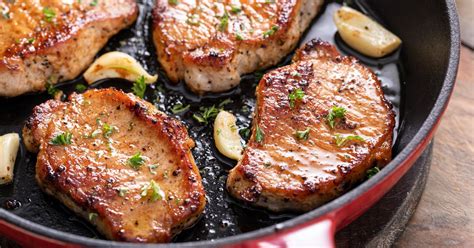 Opečené plátky bravčového karé na panvici