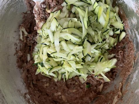 Nastrúhaná cuketa a sypké ingrediencie na perník