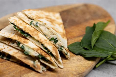tuniakový wrap so špenátom a mozzarellou