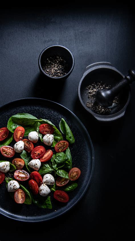 Čerstvé paradajky a mozzarella