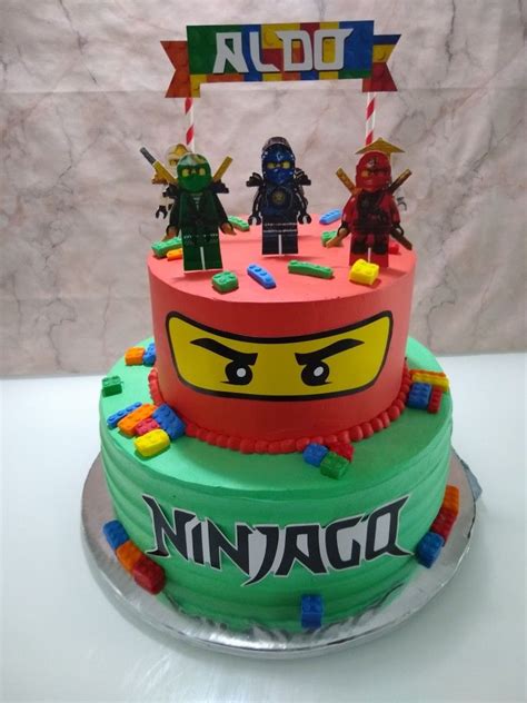 Lego Ninjago torta s jedlou oblátkou