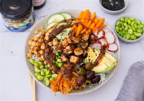 Budhova miska s tofu a zeleninou