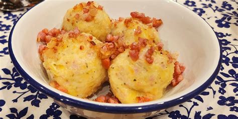 Zemiakové knedle s údeným mäsom