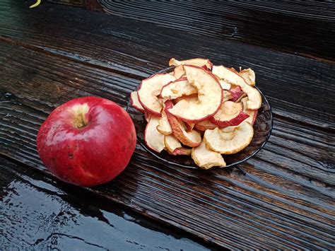 Jablká nakrájané na plátky