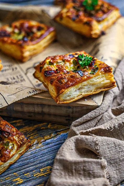 Rôzne druhy slaných syrových chuťoviek