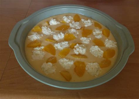 ingrediencie na broskyňovo-tvarohový koláč