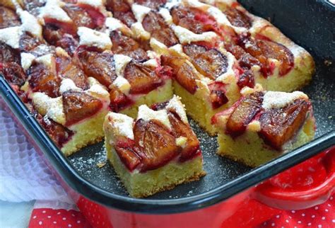 Ingrediencie na rýchly slivkový koláč