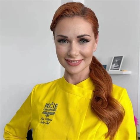 Petra Tóthová pri pečení