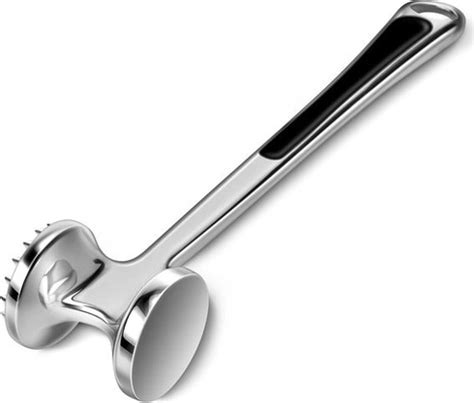 Naklepávání vepřového masa.