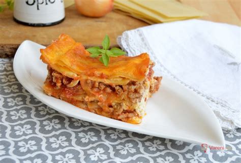 Lasagne s bešamelovou omáčkou