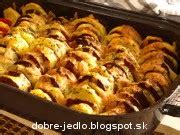 Zapekané zemiaky ako hotové jedlo