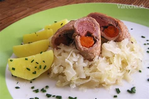Mäsové závitky s dusenou kapustou