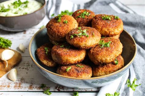 Miska s mäsovou zmesou na fašírky