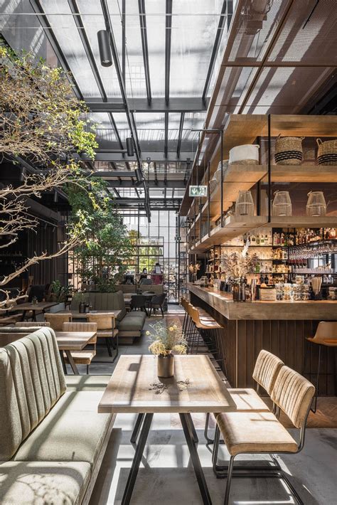 Interiér modernej pivovarníckej prevádzky