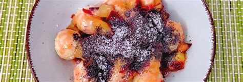 Tvarohové guľky so slivkami