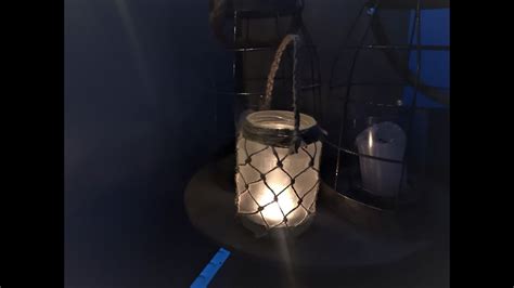 Snehový svietnik zo zaváraninového pohára