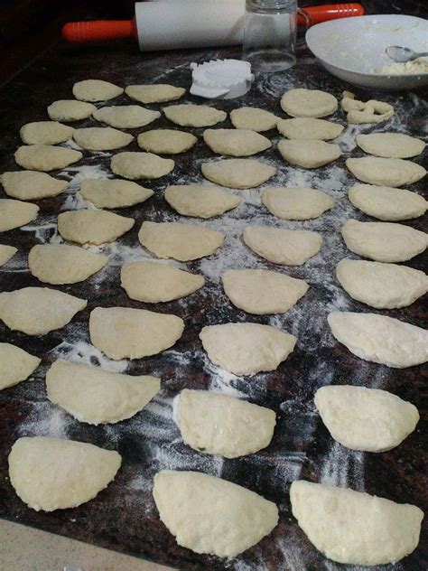 Ilustrácia prípravy cesta na pirohy