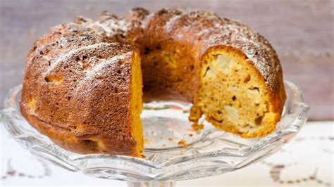 Veľkonočná bábovka s bielou čokoládou