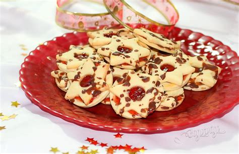 Zlepovanie lineckých koláčikov