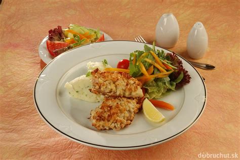 Ilustrácia pripraveného filé zo zubáča s cous-cousom