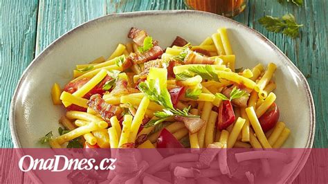 Ilustrácia fazúľ s barbecue omáčkou