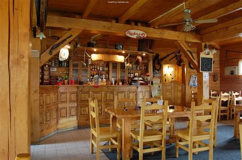 Interiér reštaurácie Country Saloon