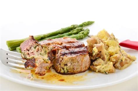 Teľací rezeň plnený hríbmi a cibuľou