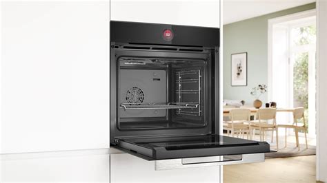 Interiér vstavanej rúry Bosch s 3D distribúciou horúceho vzduchu