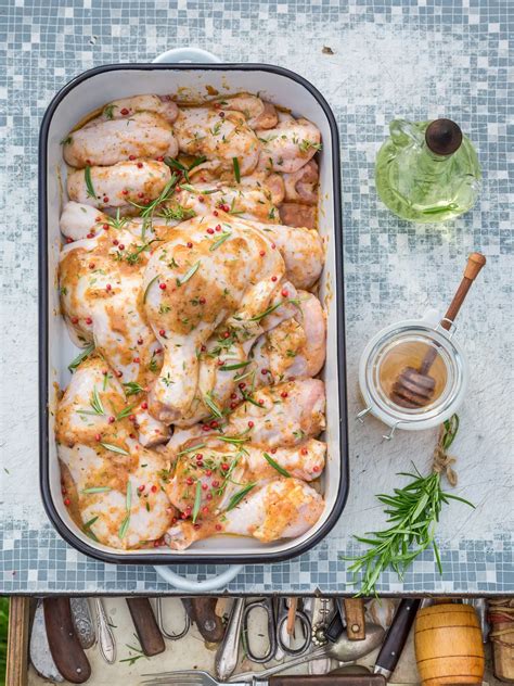 Ilustrácia rôznych marinád na kuracie mäso