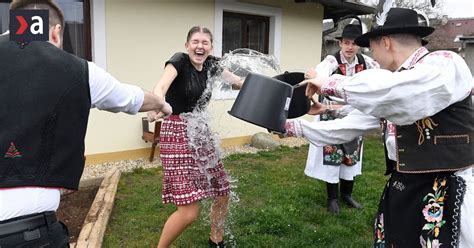 Veľkonočná oblievačka na dedine
