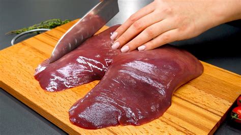 Ingrediencie na zapečenú pečeň