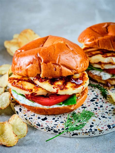 Grilovaný Halloumi burger