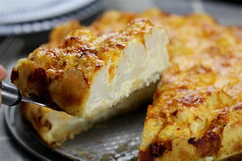 Suroviny na zapekaný karfiol so zemiakmi a kuracím mäsom