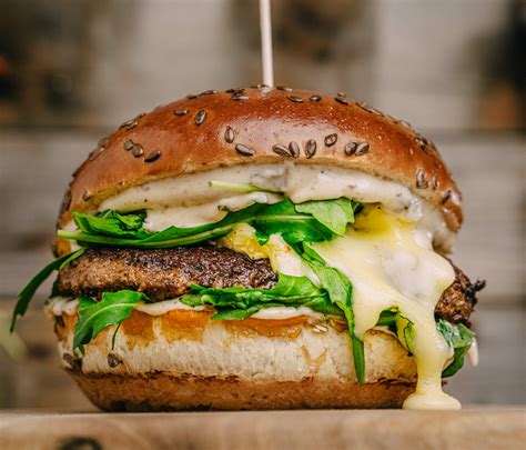 Zostavenie vegánskeho burgeru