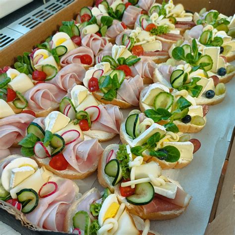 Rôznorodé obložené chlebíčky