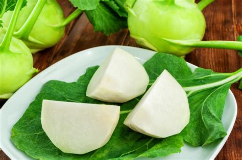 Nasekaný surový kaleráb