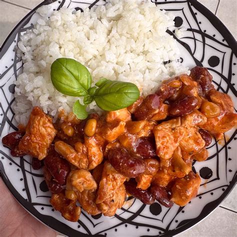 Mleté mäso s ryžou a bylinkami