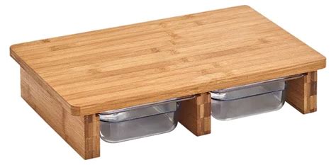 Krájacia doska s integrovanými miskami