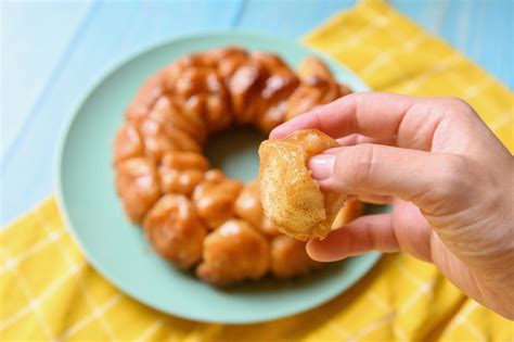 Krájanie kysnutej bábovky