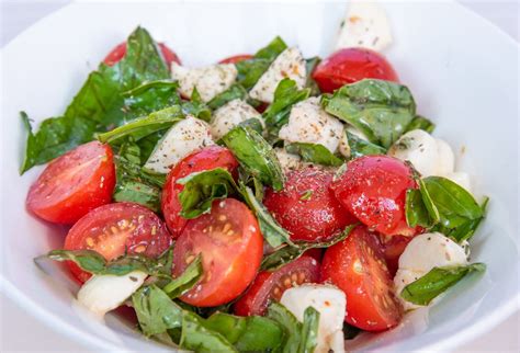 Caprese šalát