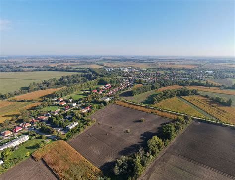 Mapa zobrazujúca lokalitu Čiližská Radvaň a okolie