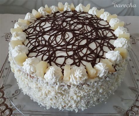 Ananásová torta s mascarpone krémom