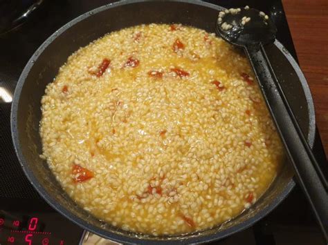 Ilustračná fotka hotového kuracieho rizota