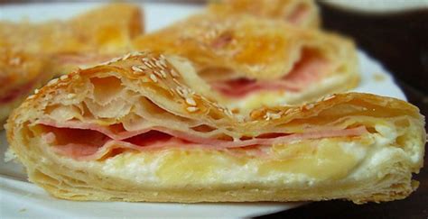 Lístkové cesto so šunkou a syrom