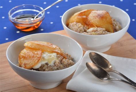 Obrázok zdravých raňajok s pudingom