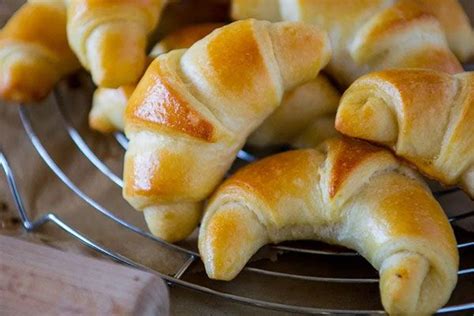 Jemné kysnuté rohlíčky