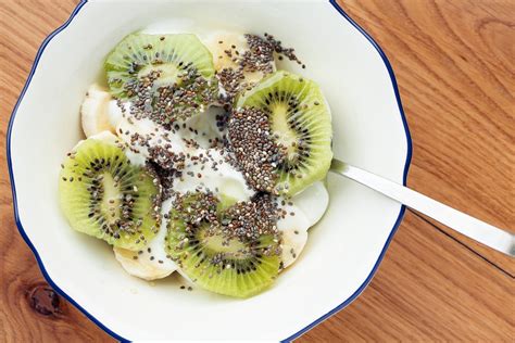 Chia semienka s ovocím