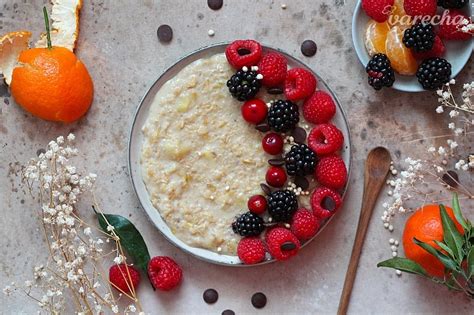 Pečená ovsená kaša s banánom a ovocím